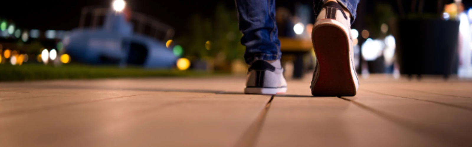 Night Walks at Marine Drive: Mumbai’s Midnight Charm