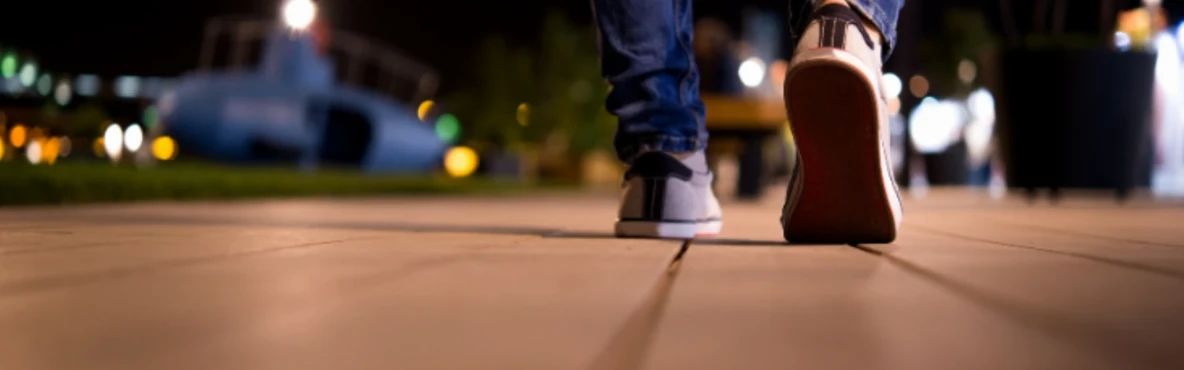 Night Walks at Marine Drive: Mumbai’s Midnight Charm