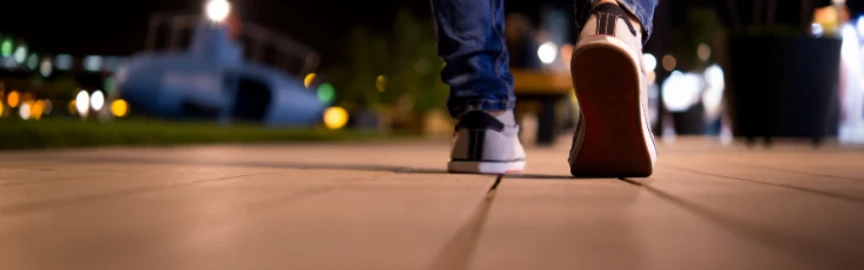 Night Walks at Marine Drive: Mumbai’s Midnight Charm