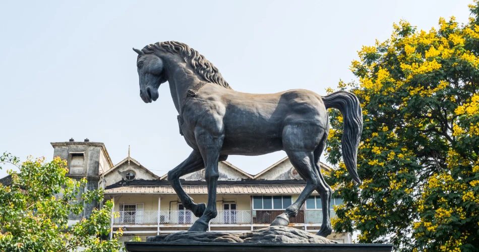 Jelajah Berbasikal Melalui Jalan Warisan Selatan Mumbai